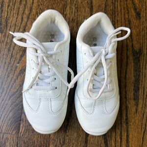 Youth Cheer Shoes or Tumbling Shoes - white - size 13 Little Kid